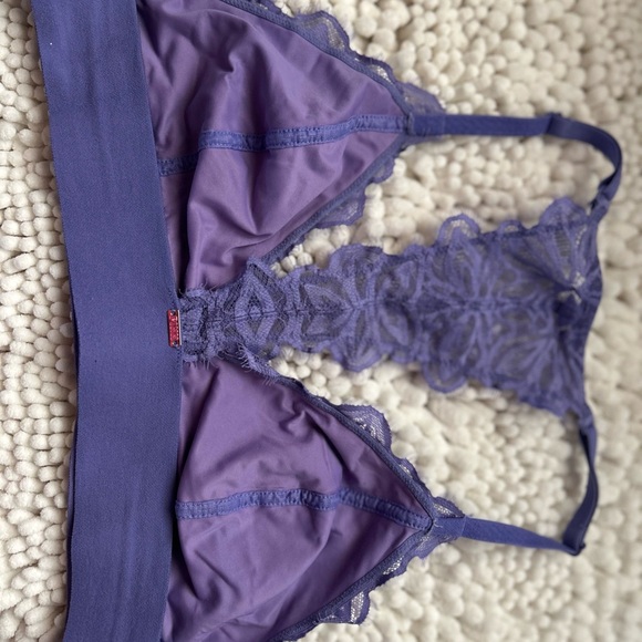 PINK Victoria's Secret Purple Lace Bralette - Picture 4 of 7